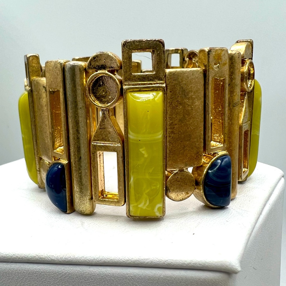 Unique Modernist Lucite GoldPlated Wide Stretch Bracelet